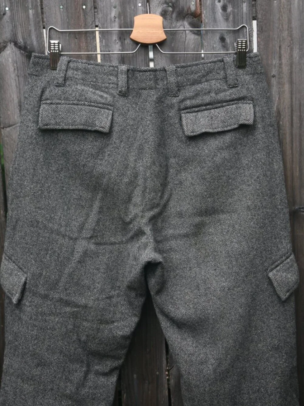 Size 32X29 - BANANA REPUBLIC Men's Gray Herringbone Wool Blend Cargo Pants